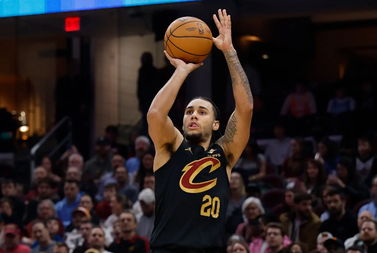 PG电子-进步神速！骑士二年级锋线新星已经成长为联盟顶级3D球员了？